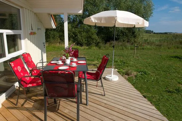 Terrace Dänisches Ferienhaus am Salzhaff, Haus Vogelparadies