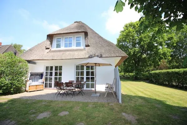 Haubarg Reetdachhaus Lüttje Haubarg SPO Dorf - 