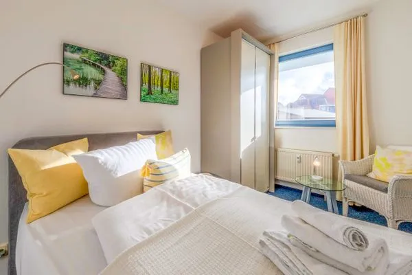 Ferienwohnung HafenLiebe Waren (Müritz) - erholsam schlafen ist auch Ferien  HafenLiebe