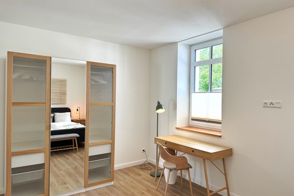 Hafenmeister Malte – Entspannt wohnen mit Balkon und Hafenflair