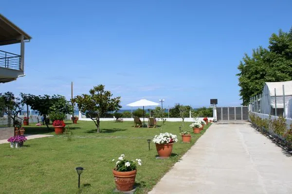 Garden  Kavadias Sea View 2