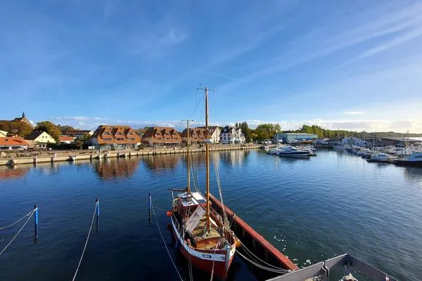 Ferienwohnung Hafenblick-21  Ferienwohnung Hafenblick