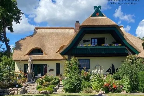 Wohnung 1 (Zeesboothaus)-1  Wohnung 1 (Zeesboothaus)