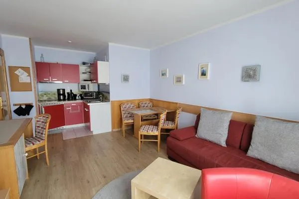 Wohnung 13 im Haus Hühnergott-intro  Wohnung 13 im Haus Hühnergott