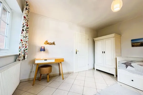 2. Schlafzimmer mit ausziebarem Bett (2 x 80 cm Matratzen)  Strandquartier L. A.