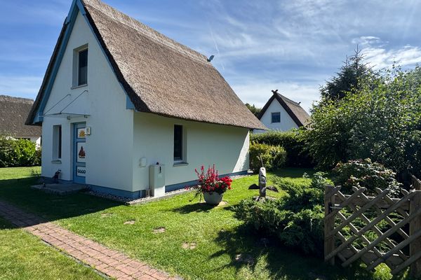 FERIENHÄUSER Strandhaus Dünenwind Ostseebad Wustrow - 