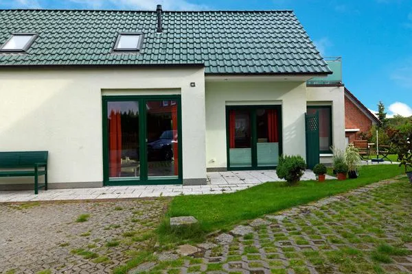 Hauptansicht Inselhäuser Kaltenhof Inselhaus Poel 2