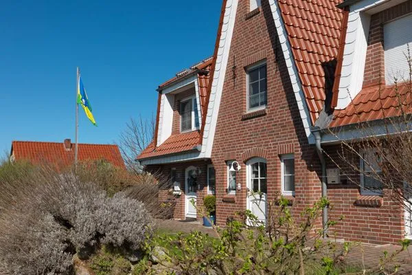 Hauptansicht Landhaus am Meer Strandglück