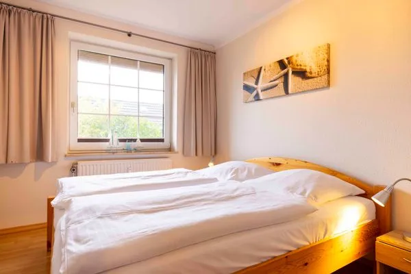 Schlafzimmer  (DKK11) Ferienwohnung Strandburg