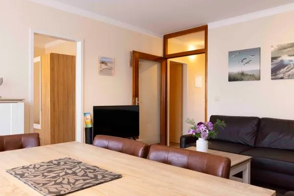 Wohnzimmer  (MEI27a) Ferienwohnung "Ostseetraum"