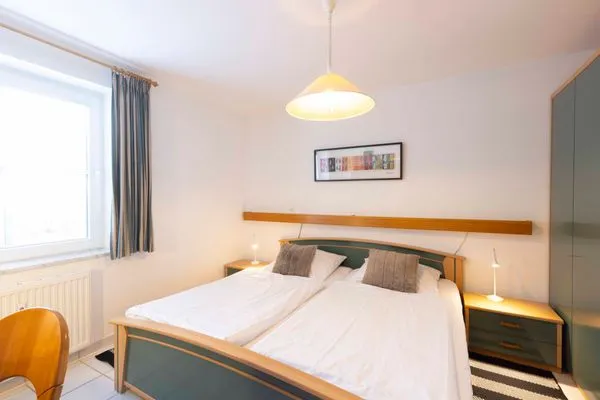 Schlafzimmer  (OST8) Ferienwohnung "Lörper 2"