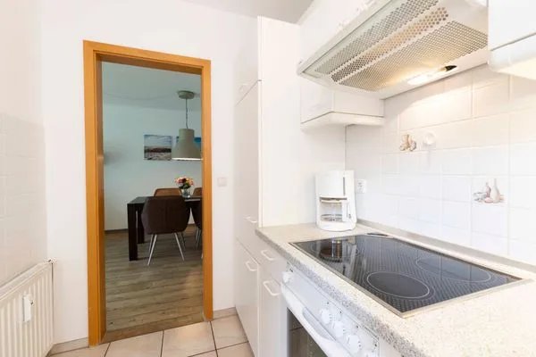 Küche / Küchenzeile  (OST9) Ferienwohnung "Kruse"