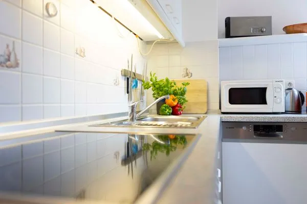 Küche / Küchenzeile  (OST9) Ferienwohnung "Kruse"