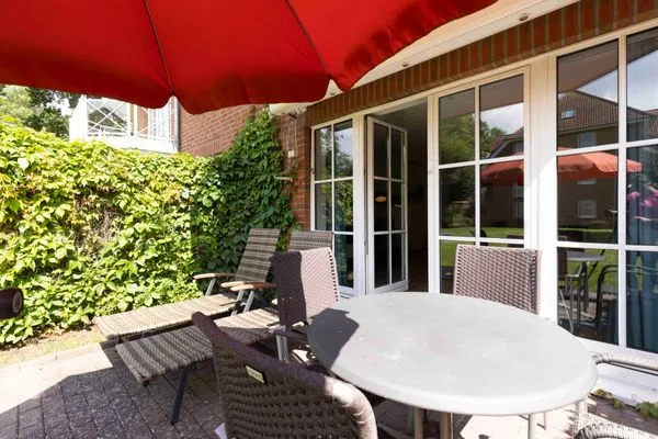 Terrasse  (OST9) Ferienwohnung "Kruse"