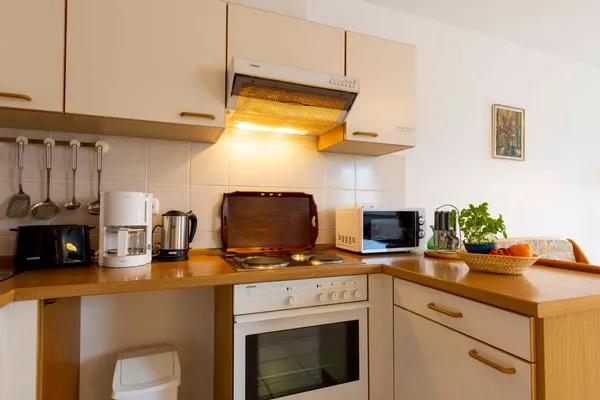 Küche / Küchenzeile  (OST10b) Ferienwohnung "Musick-Jischa"