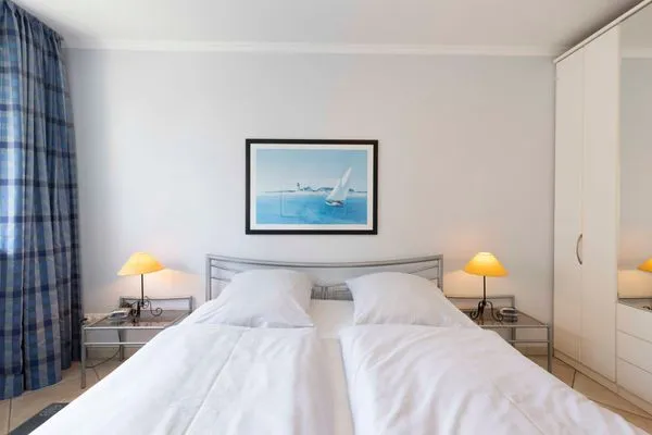 Schlafzimmer  (STR150b) Ferienwohnung "Residenz Johannsens - App. 20" F****