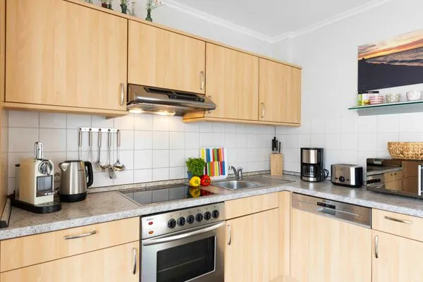 Küche / Küchenzeile  (TRA2c) Ferienwohnung "Baumgartner"