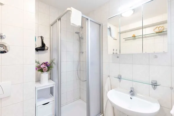 Badezimmer  (TRA2c) Ferienwohnung "Baumgartner"