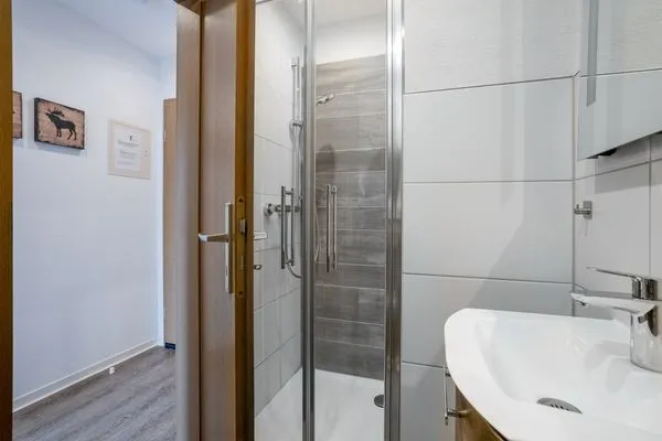 Badezimmer  (TRA7) Ferienwohnung "Reichelt"