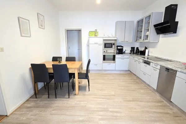 Küche / Küchenzeile  Weitblick