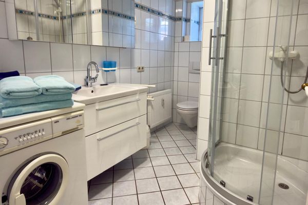  Haus Cottage Whg. Wattenkieker Nebel - Badezimmer