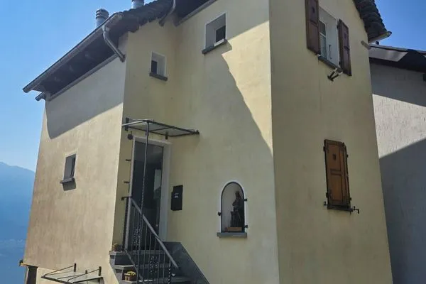 Facade / entrance  Casa Santa Barbara