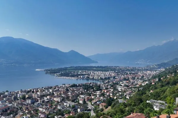View of landmark  Casa Santa Barbara