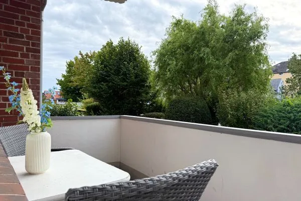 Haus Jenina FeWo1 Döse - Balkon