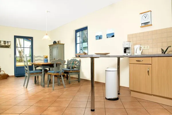 Küche / Küchenzeile  Reetdachhaus Hus Achtern