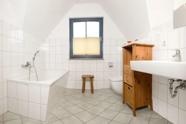 Badezimmer  Reetdachhaus Hus Achtern