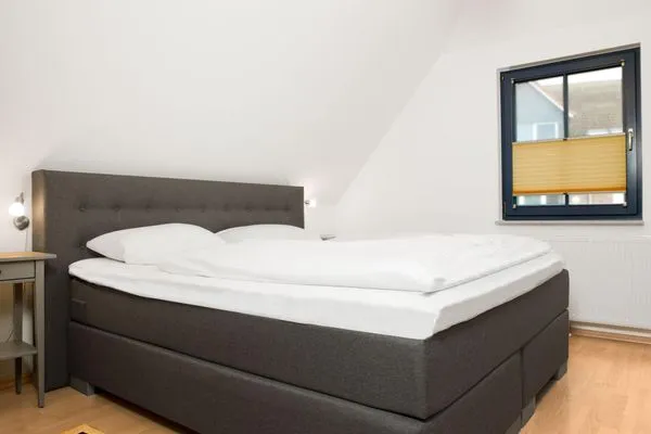 Schlafzimmer  Reetdachhaus Hus Achtern