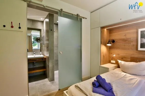 Schlafzimmer Haus Oldenburg Ferienwohnung 2