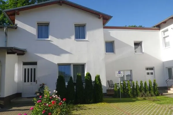 Fassade / Eingang  Stranddistel, Haus Gudrun: Whg. 6