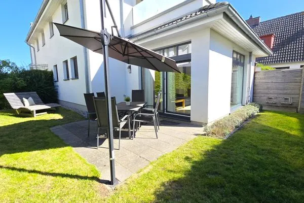 Garten  Ferienwohnung "Baltic Sunrise" mit Garten an der Ostseeküste