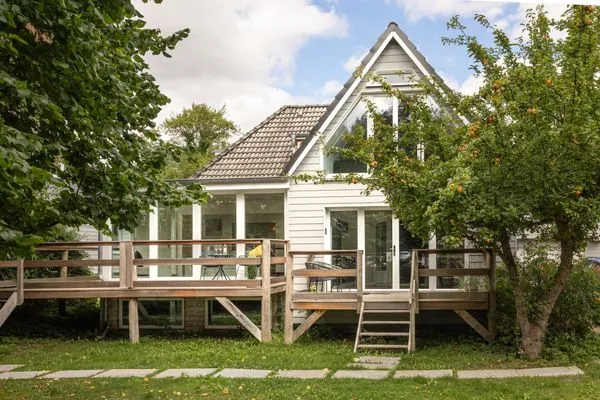 Hauptansicht Haffperle Küstenglanz - zentral in Haffkrug, nur wenige Schritte zum Strand