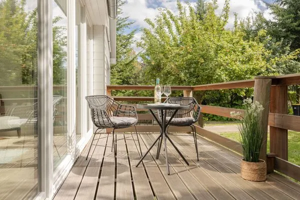 Balkon Haffperle Küstenglanz - zentral in Haffkrug, nur wenige Schritte zum Strand