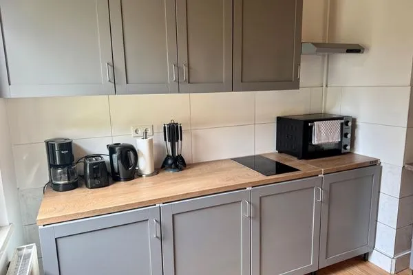 Küche / Küchenzeile  Einfaches Appartement "Tom" in Halle mit 3 Schlafzimmern und Stellplatz