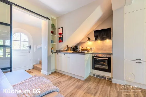   Wening-Hüs - "wening trii"