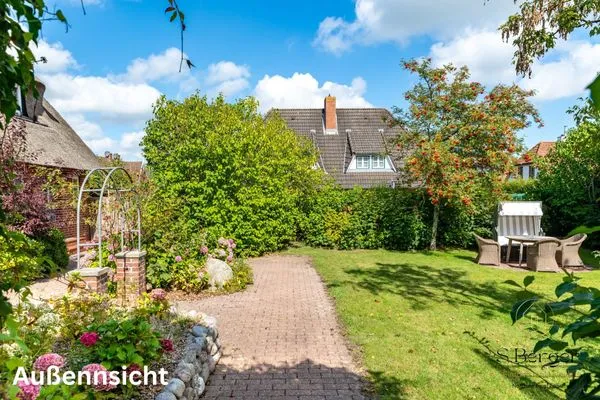   Wening-Hüs - "wening trii"