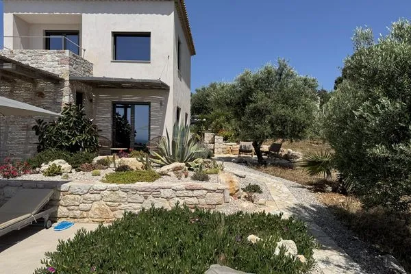 Main view  Villa Sapientza