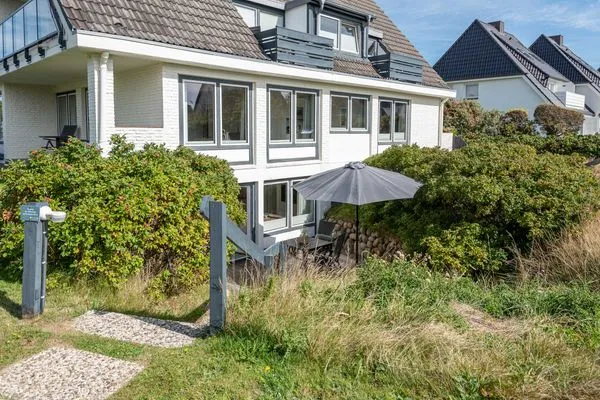 Fassade / Eingang  Haus Weissenburg Whg. Garten West