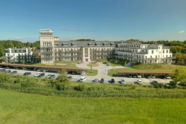 Ferienwohnung Strandlounge Ostseebad Wustrow ZweiWasser Alte Seefahrtschule Hauptansicht  Strandlounge