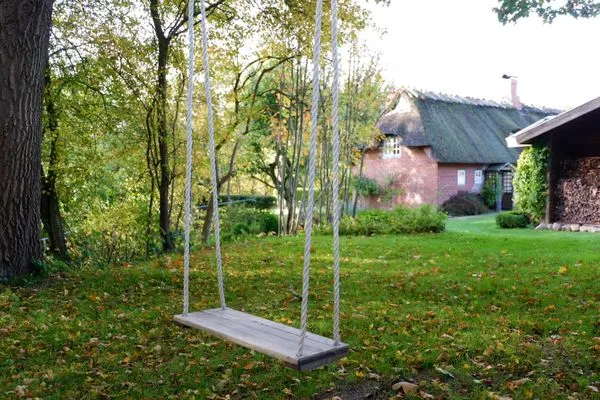 Reetdachkate Fuchsgraben im Herbst  Reetdachkate Fuchsgraben