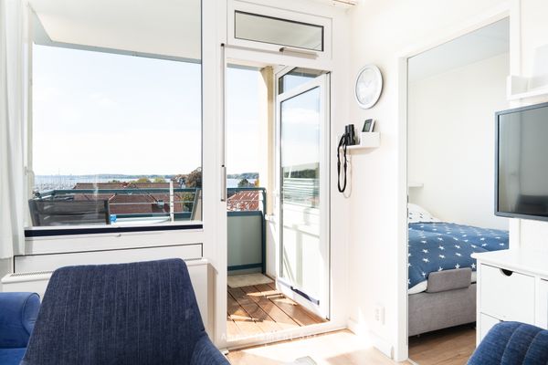  FeWo FördePanorama Laboe - Wohnzimmer