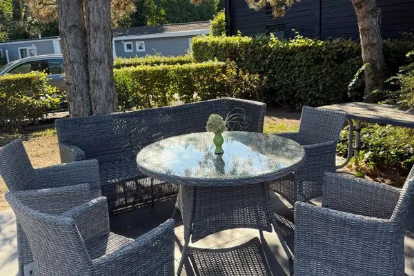  EuroParcs Bad Hoophuizen Cube Auszeit Nr. Acacia 44