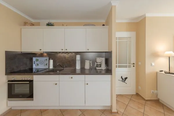 Ferienwohnung Apartment an der Seebrücke Zingst - Küchenzeile  Apartment an der Seebrücke