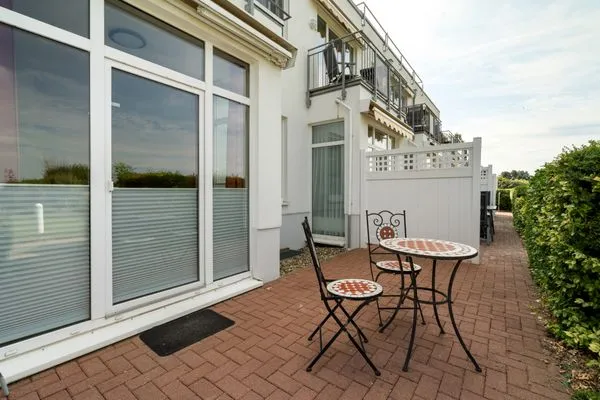 Ferienwohnung Abendsonne Waren - Sitzgelegenheit auf der Terrasse  Abendsonne