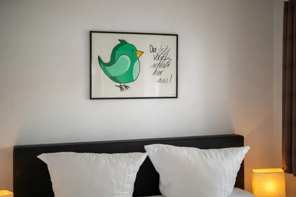 Ferienwohnung Jette Waren (Müritz) - dekorative Elemente im Schlafzimmer  Jette