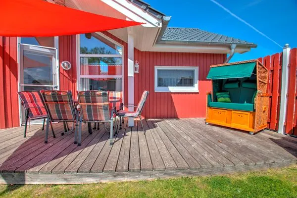 Terrasse  Ferienhaus "Marielund" im Ferienpark Holm an der Ostsee
