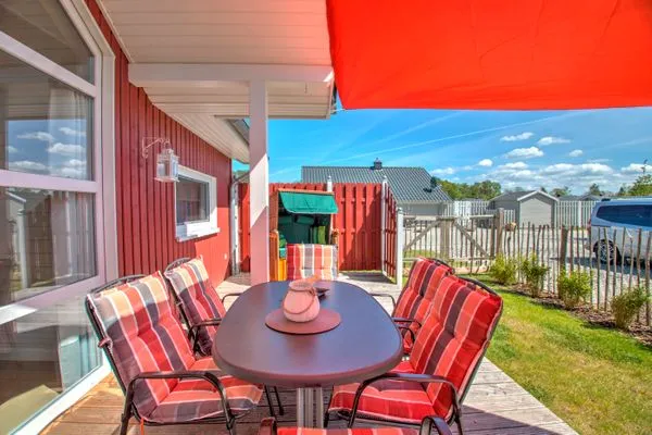 Terrasse  Ferienhaus "Marielund" im Ferienpark Holm an der Ostsee